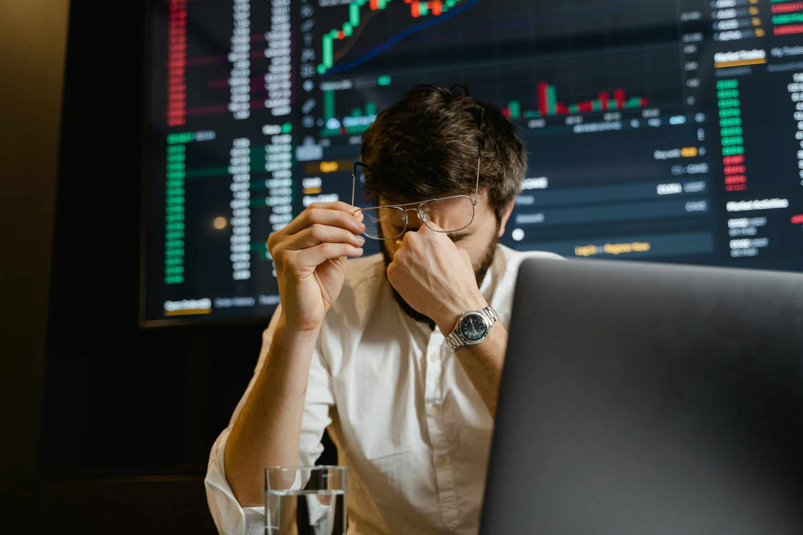 guy frustrated trading with crypto beginners mistakes